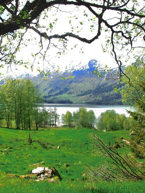 Tuftegarden Hotel Viksdalen Eksteriør billede