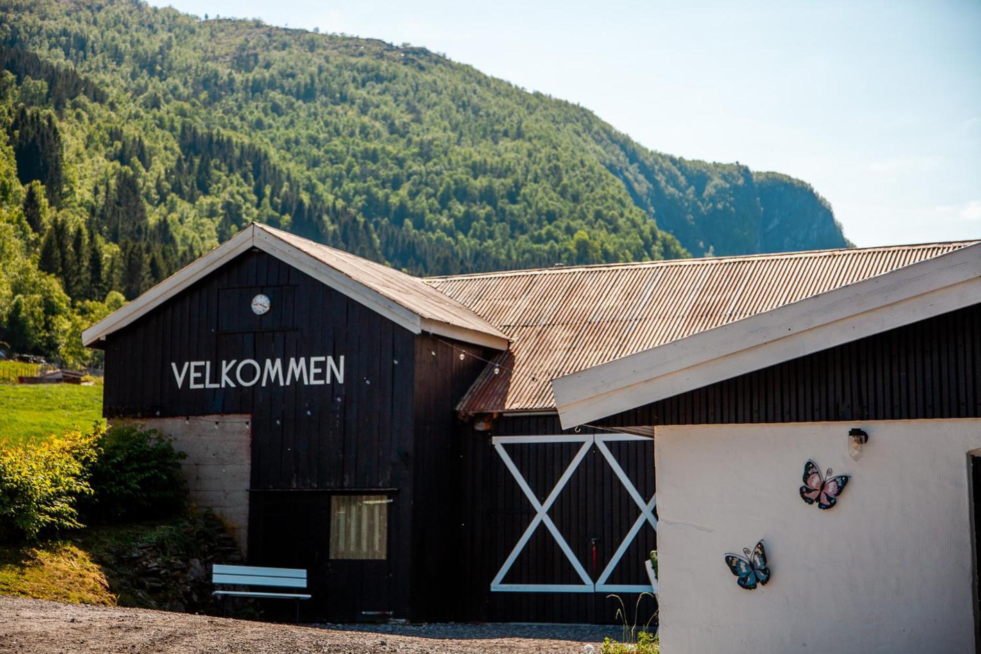 Tuftegarden Hotel Viksdalen Eksteriør billede