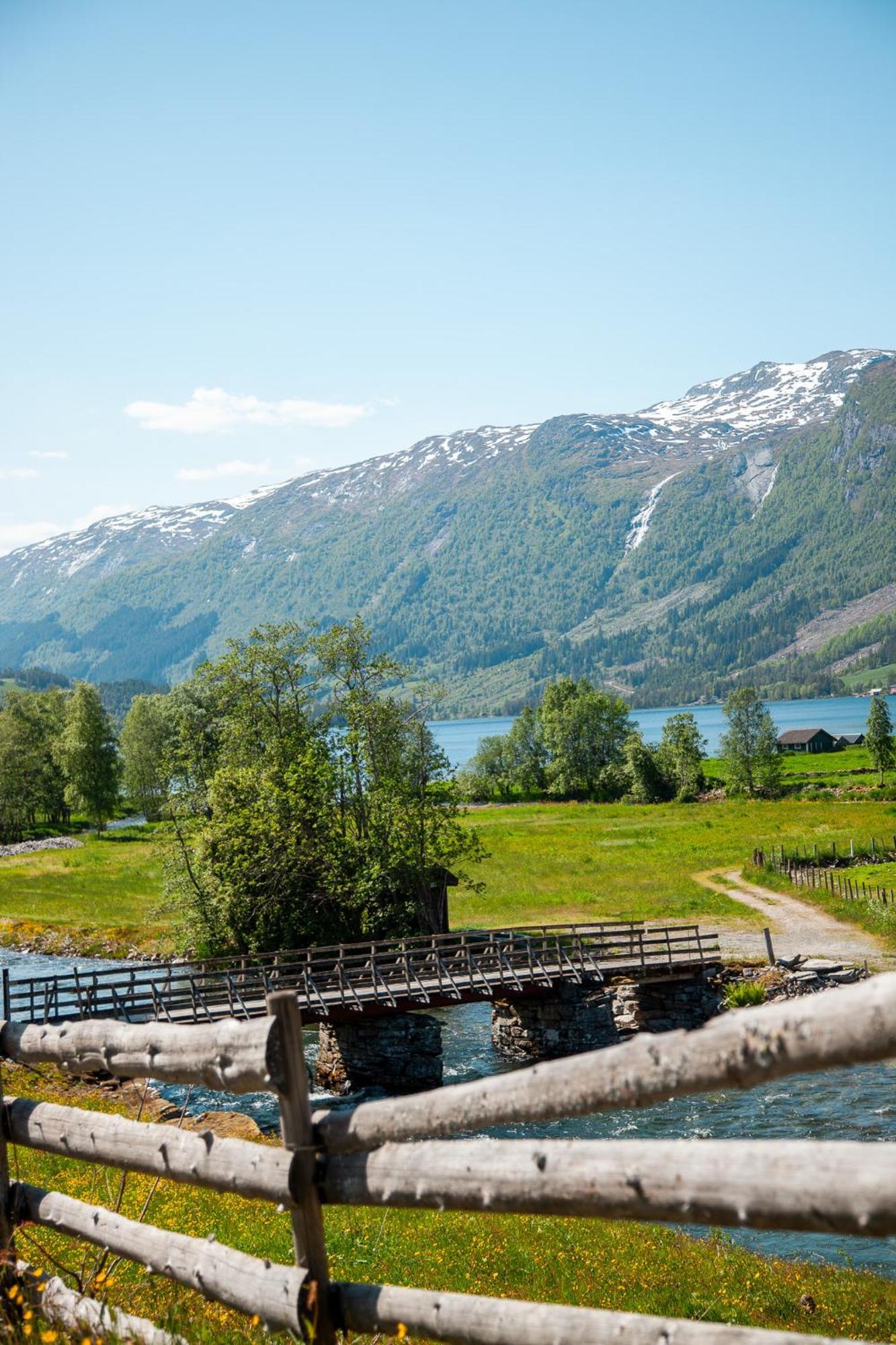 Tuftegarden Hotel Viksdalen Eksteriør billede